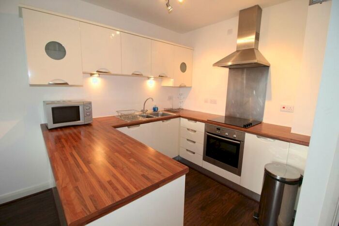 2 Bedroom Apartment To Rent In Apartment Denmark Road, Manchester, M15