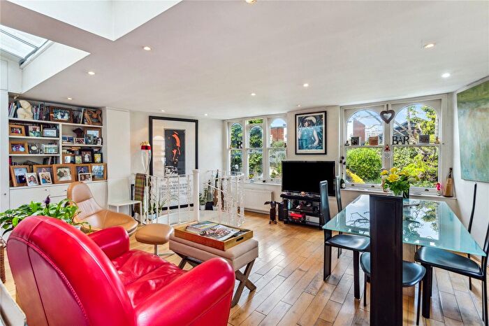 6 Bedroom Terraced House For Sale In Lonsdale Road, Barnes, London, SW13