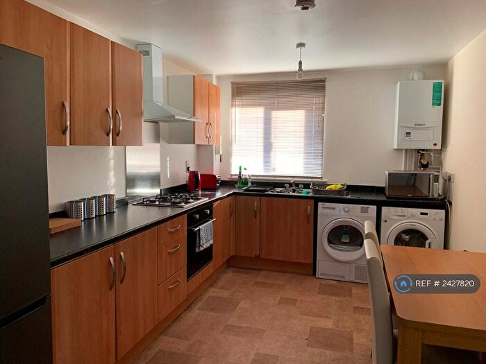 4 Bedroom Detached House To Rent In Chaney Road, Wivenhoe, Colchester, CO7