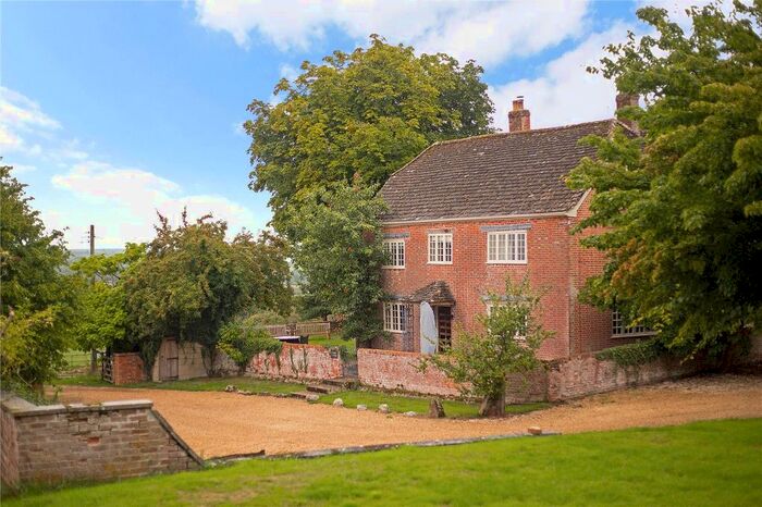 6 Bedroom Detached House For Sale In Broad Town, Swindon, SN4