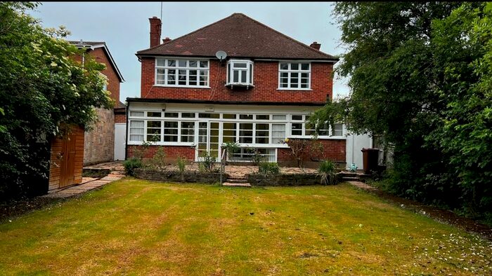 5 Bedroom Detached House To Rent In Dalkeith Grove, Stanmore, Greater London, HA7