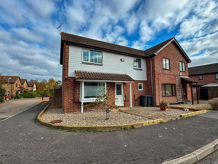 3 Bedroom Semi Detached House For Sale In Fordwich Place, Sandwich, CT13