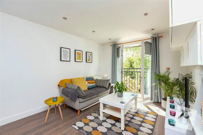 2 Bedroom Flat To Rent In Stone House, Suttons Lane, Hornchurch, RM12