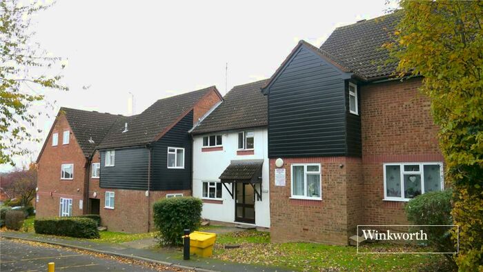 2 Bedroom Apartment To Rent In Brackenwood Lodge, Prospect Road, New Barnet, EN5