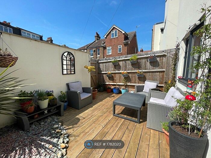 2 Bedroom End Terrace House To Rent In Buckler Street, Brighton, BN41
