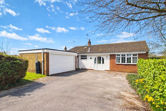 4 Bedroom Detached Bungalow For Sale In The Plain, Brailsford, Ashbourne, Derbyshire, DE6