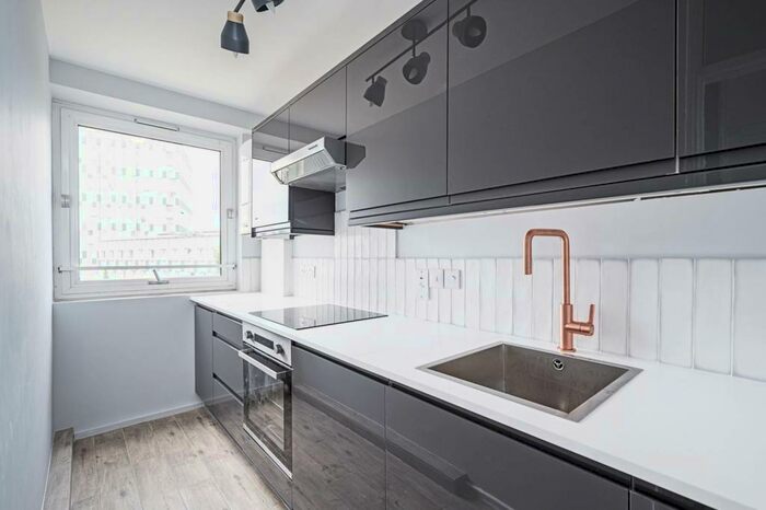 1 Bedroom Flat To Rent In Roman Road, Bethnal Green, London, E2