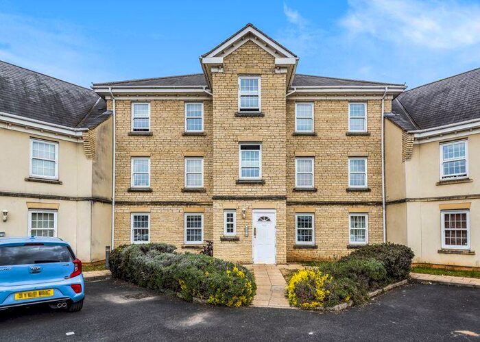 2 Bedroom Flat To Rent In Mullein Road, Bicester, OX26