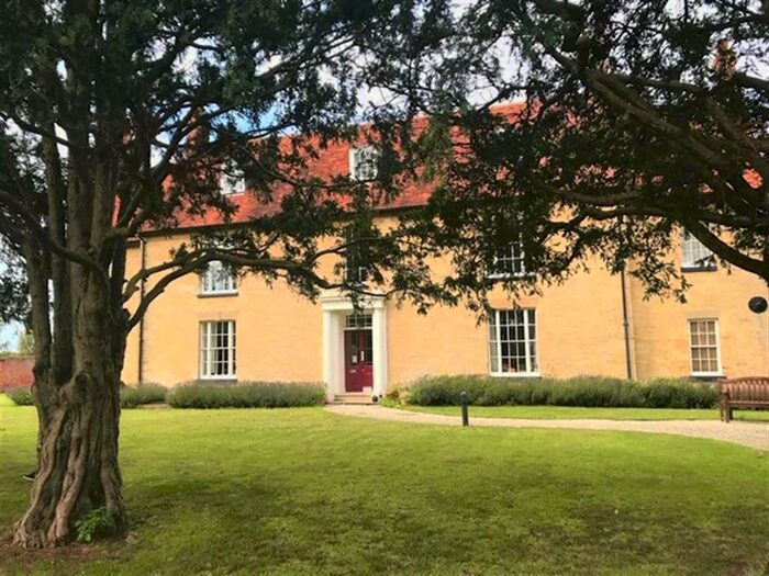 1 Bedroom Apartment To Rent In Old Wolverton Road, Old Wolverton, Milton Keynes, MK12