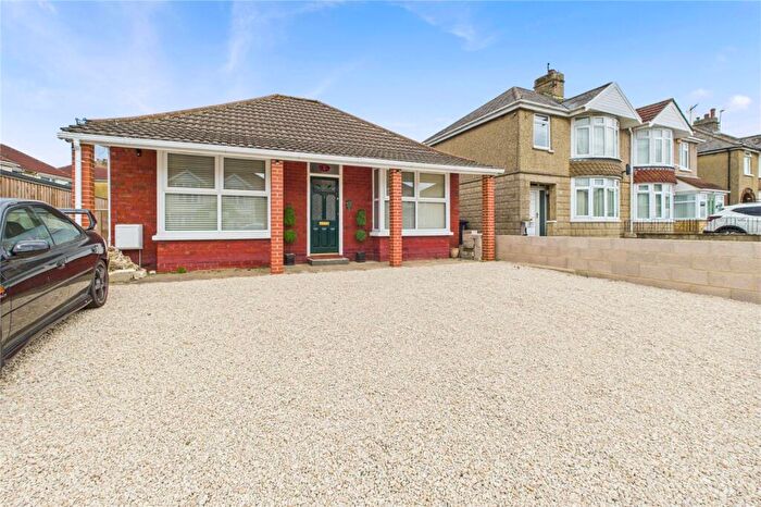 2 Bedroom Bungalow For Sale In Okus Grove, Upper Stratton, Swindon, SN2