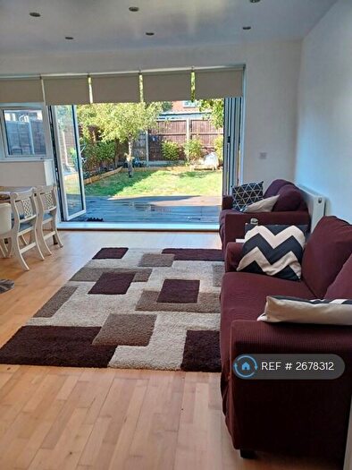 3 Bedroom Bungalow To Rent In Rugby Avenue, Wembley, HA0