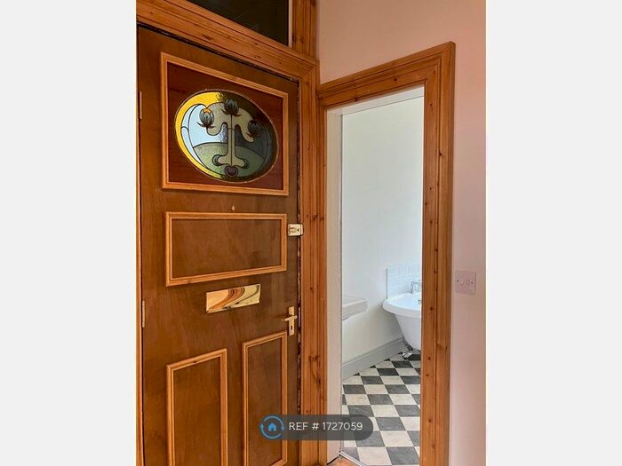 2 Bedroom Flat To Rent In Hotspur Street, Glasgow, G20