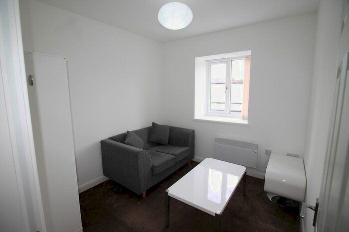 1 Bedroom Flat To Rent In Whingate Mill, Whingate, Leeds, LS12