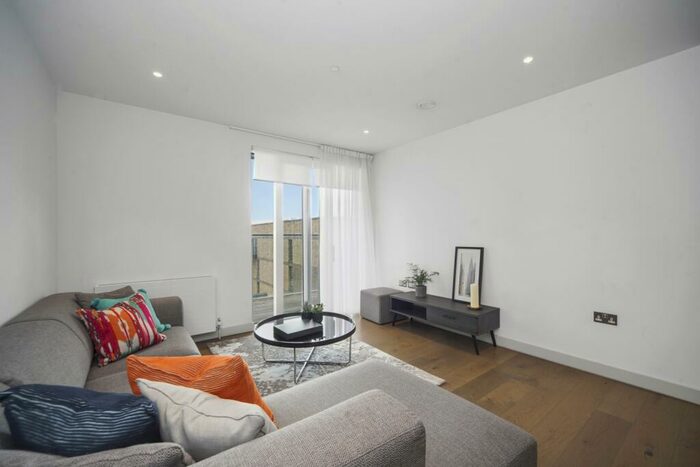 2 Bedroom Apartment To Rent In Mawes House, SE17