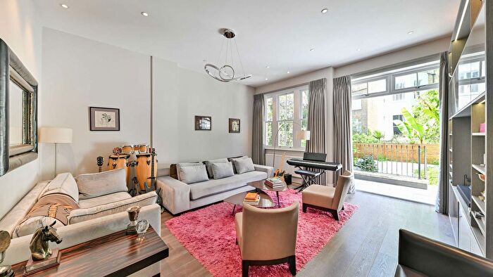 5 Bedroom Property For Sale In Oakfield Street, London, SW10