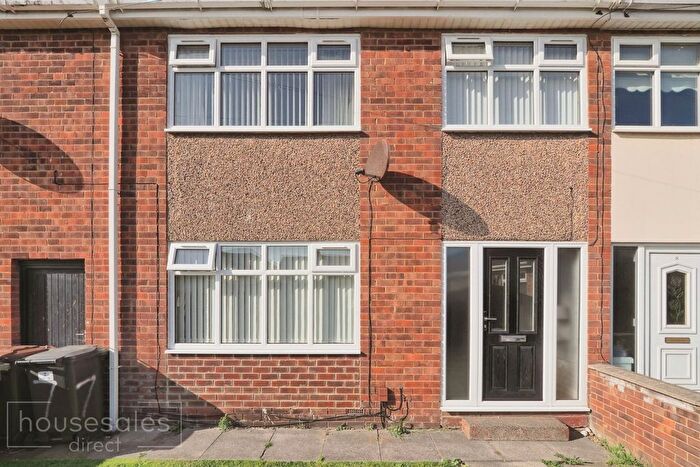 3 Bedroom Terraced House For Sale In Saffron Walk Seaton Carew, Hartlepool, TS25