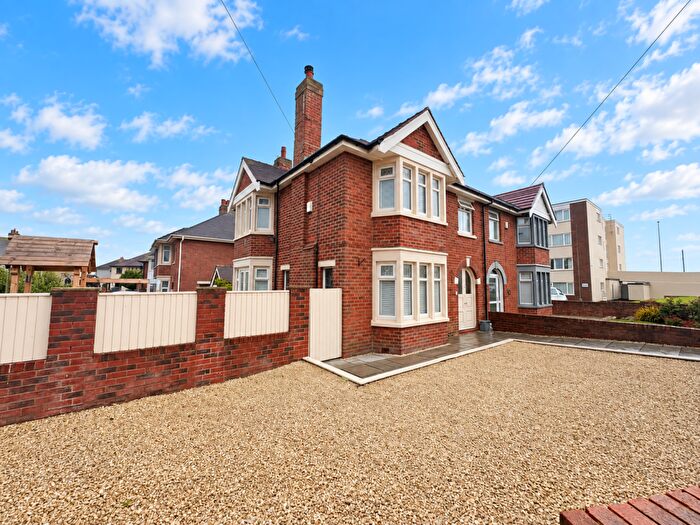 3 Bedroom Semi-Detached House For Sale In Norkeed Road, Norbreck, FY5