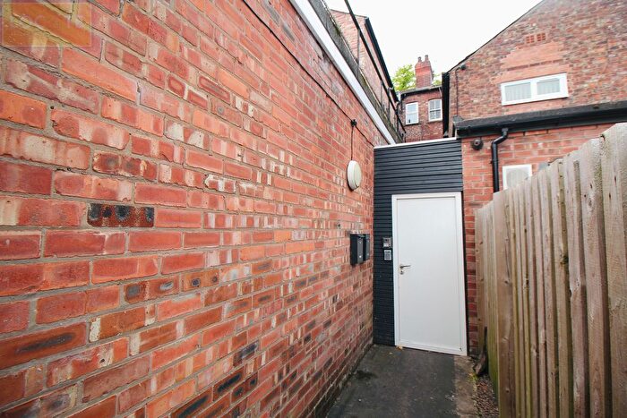 2 Bedroom Flat To Rent In Crofts Bank Road, Urmston, Manchester, M41