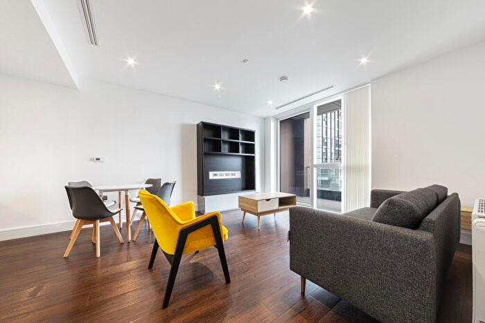 1 Bedroom Apartment To Rent In Maine Tower, Harbour Way, London, E14