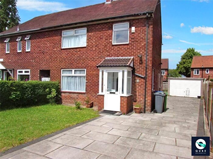 3 Bedroom End Of Terrace House For Sale In Bardon Road, Baguley, Greater Manchester, M23