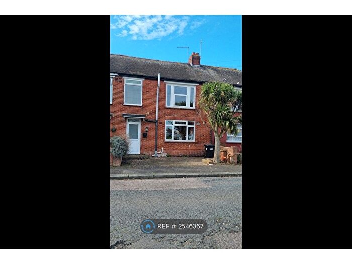4 Bedroom Terraced House To Rent In Forge Lane, Gillingham, ME7