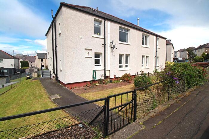 2 Bedroom Flat For Sale In Bannockburn Street, Greenock, PA16