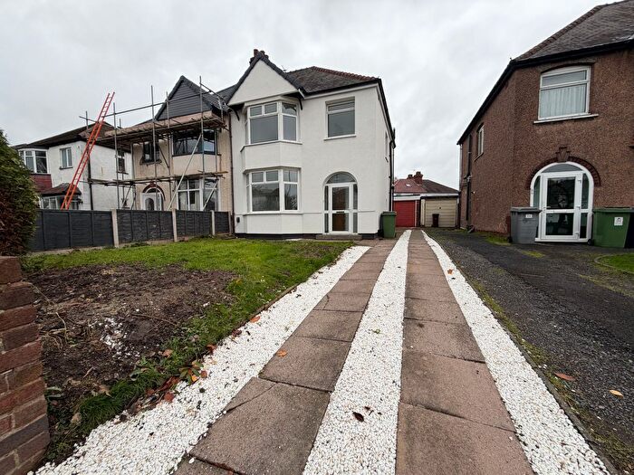 3 Bedroom Semi Detached House For Sale In Oxbarn Avenue, Bradmore, Wolverhampton, WV3