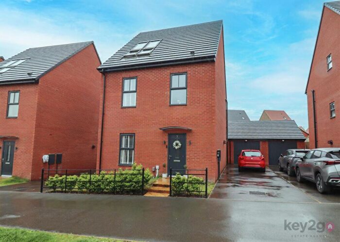 4 Bedroom Detached House For Sale In Bennett Way, Bolsover, Chesterfield, S44