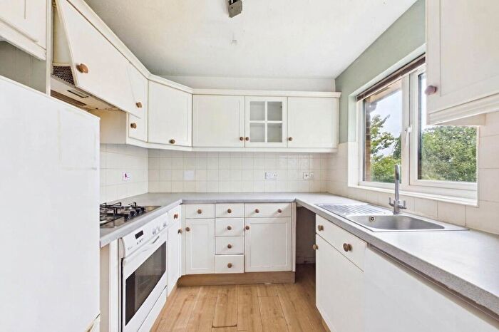 2 Bedroom Maisonette To Rent In Maypole Road, Taplow, Maidenhead, Buckinghamshire, SL6