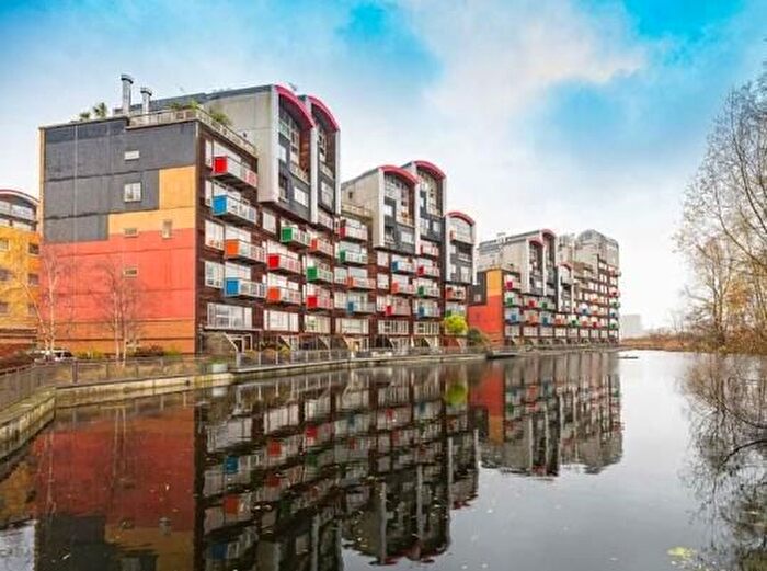 2 Bedroom Flat To Rent In Maurer Court, John Harrison Way, Greenwich, , London, SE10