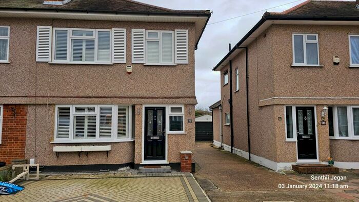 3 Bedroom Semi-Detached House To Rent In Frogmore Avenue, Hayes, UB4