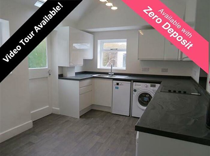 4 Bedroom House To Rent In Columbia Road, Bournemouth, BH10