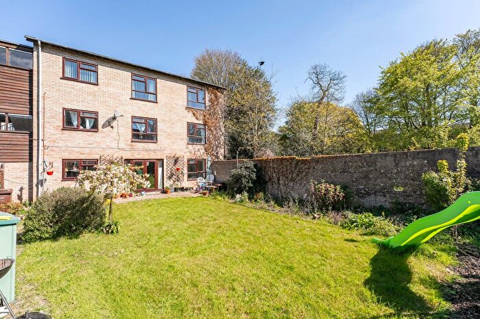 2 Bedroom Flat For Sale In St. Leonards Road, Norwich, NR1