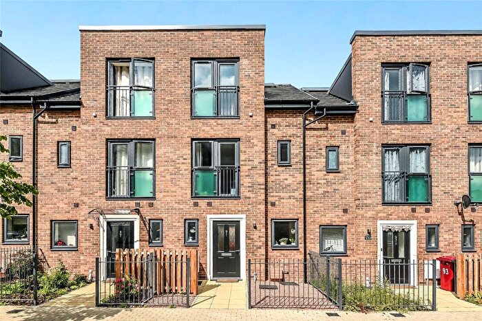 3 Bedroom Terraced House To Rent In Spey Road, Tilehurst, Reading, Berkshire, RG30