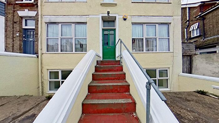 1 Bedroom Flat To Rent In Basement Flat, Station Road, Margate, CT9