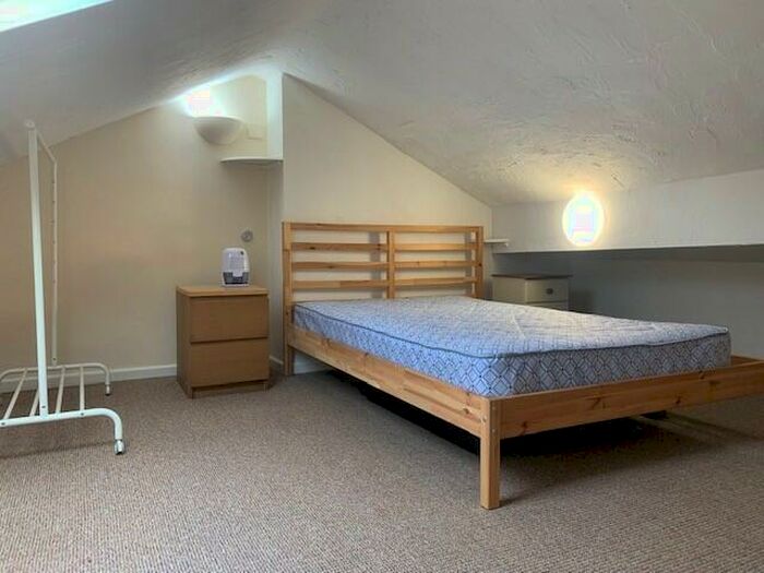 3 Bedroom Terraced House To Rent In Stanley Avenue, Rusholme, Manchester, M14