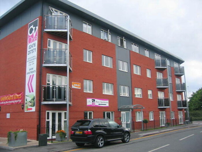 2 Bedroom Apartment To Rent In Bedroom City Centre Flat-Book Now, CV1