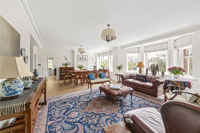 4 Bedroom Apartment For Sale In The Pryors, East Heath Road, Hampstead, London, NW3