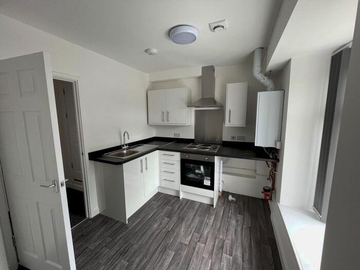 Studio To Rent In High Street, Pontardawe, Swansea, SA8