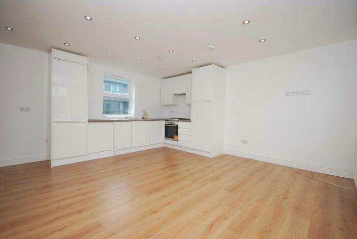 2 Bedroom Flat To Rent In Melbourne Grove Dulwich, SE22