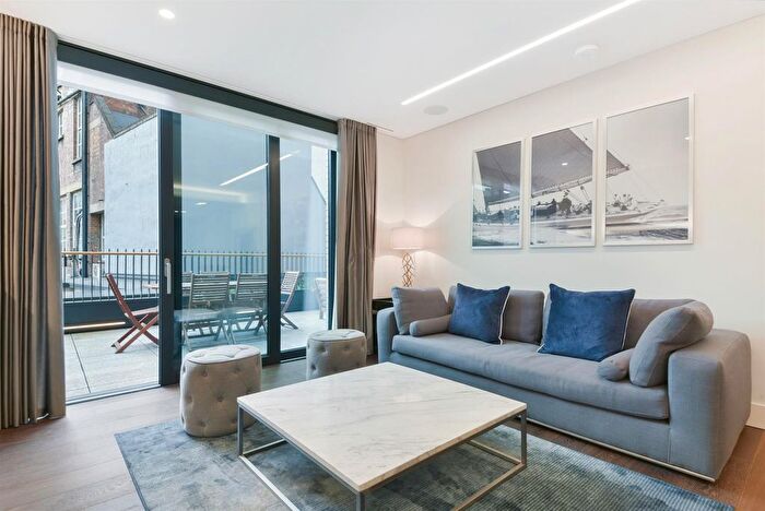 1 Bedroom Flat To Rent In Rathbone Place, London, W1T