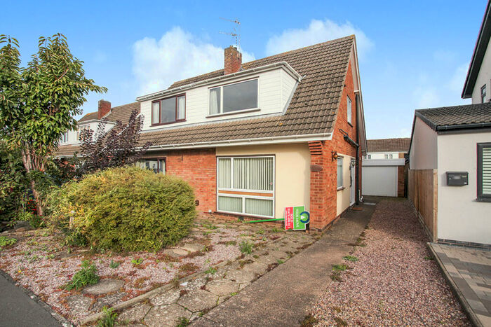 3 Bedroom Semi-Detached House To Rent In Trent Road, Bulkington, Bedworth, Warwickshire, CV12