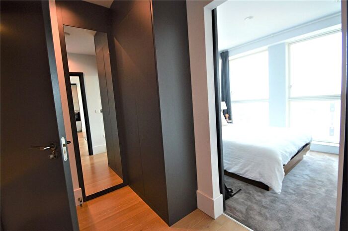 2 Bedroom Flat To Rent In High Street, Croydon, CR0