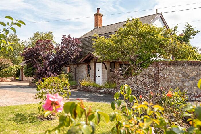 3 Bedroom Cottage For Sale In Thorley, Isle Of Wight, PO41