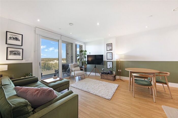 1 Bedroom Flat For Sale In Brixton Hill, London, SW2