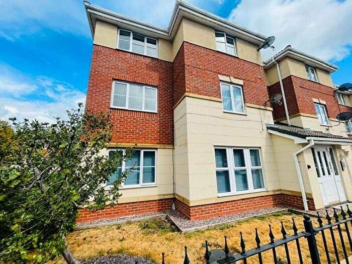2 Bedroom Flat For Sale In Princes Gate, West Bromwich, B70