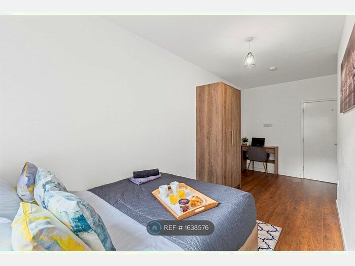 1 Bedroom Flat To Rent In Regent Road, Leicester, LE1