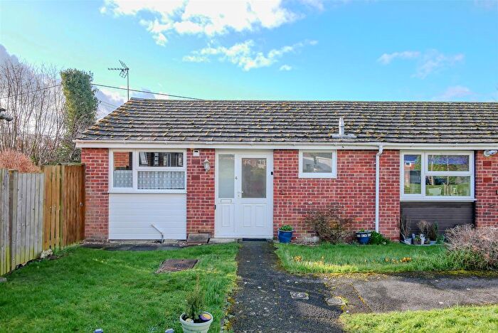 1 Bedroom Terraced Bungalow For Sale In Datchet Green, Brightwell-Cum-Sotwell, OX10