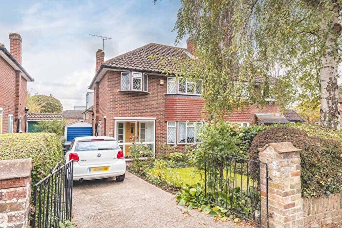 3 Bedroom Semi-Detached House For Sale In Pennylets Green, Stoke Poges, SL2
