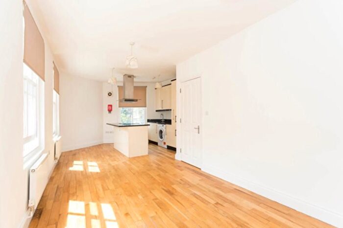 1 Bedroom Flat To Rent In Elm Terrace, South End Green, NW3